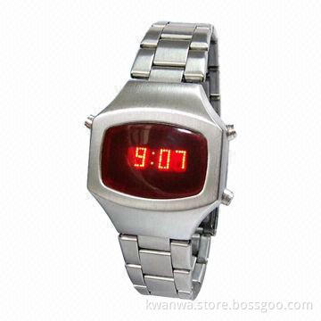 2014 Cheap LED Digital Watch with Time and Date Display
